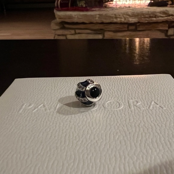 New Pandora Blue Adornment Charm - Picture 4 of 5